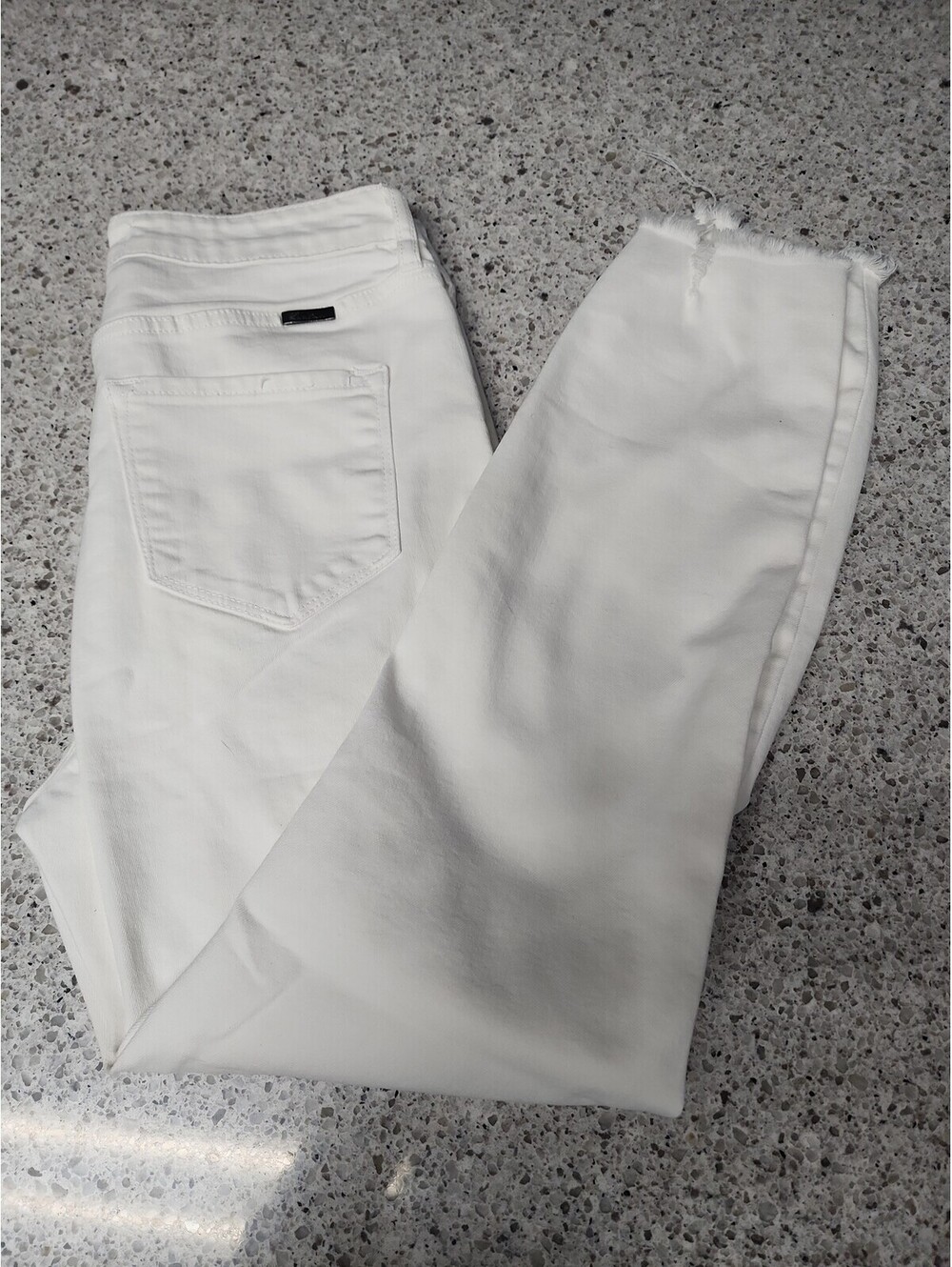 Jeans - Picture 3 of 9